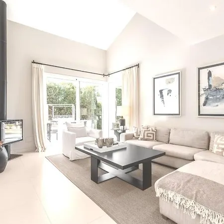 Charming Spanish Villa5 With Large Pool Marbella